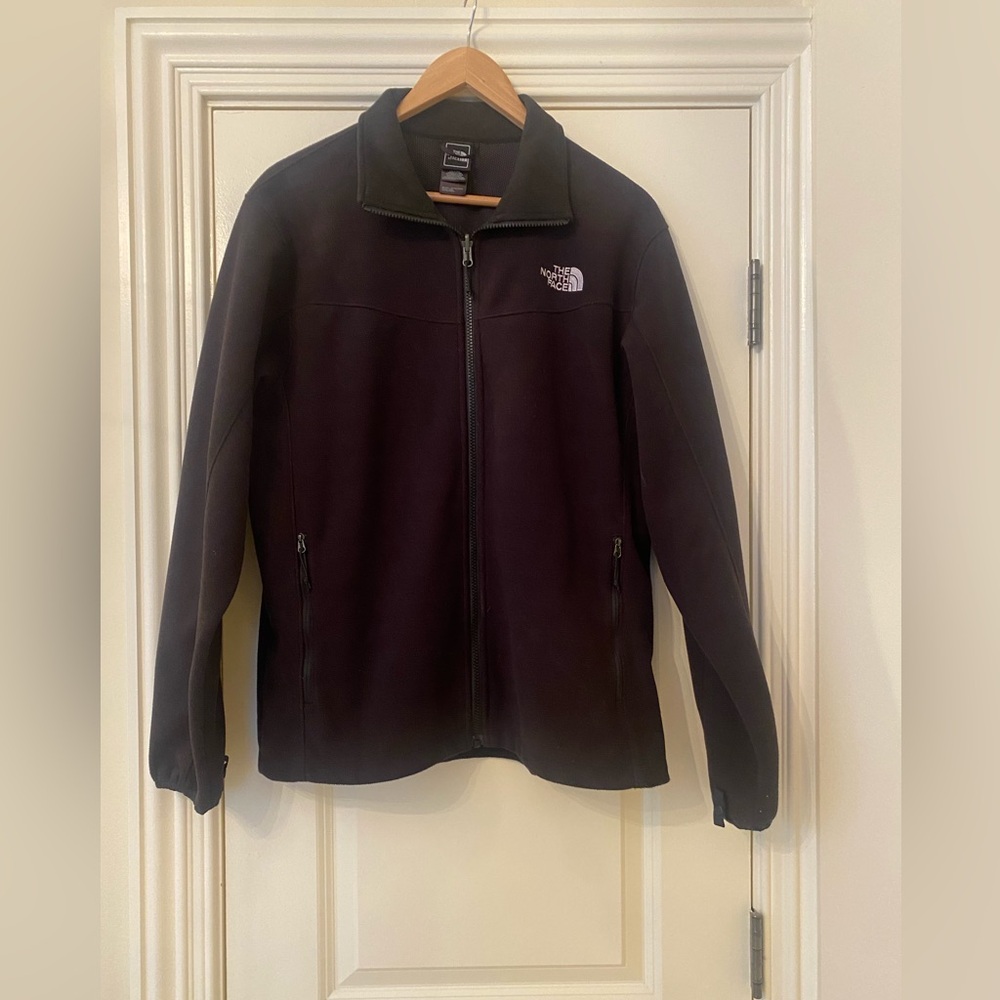 Men’s North Face jacketed or liner. Size M